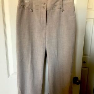 Reitmans nearly new light weight linen type pant